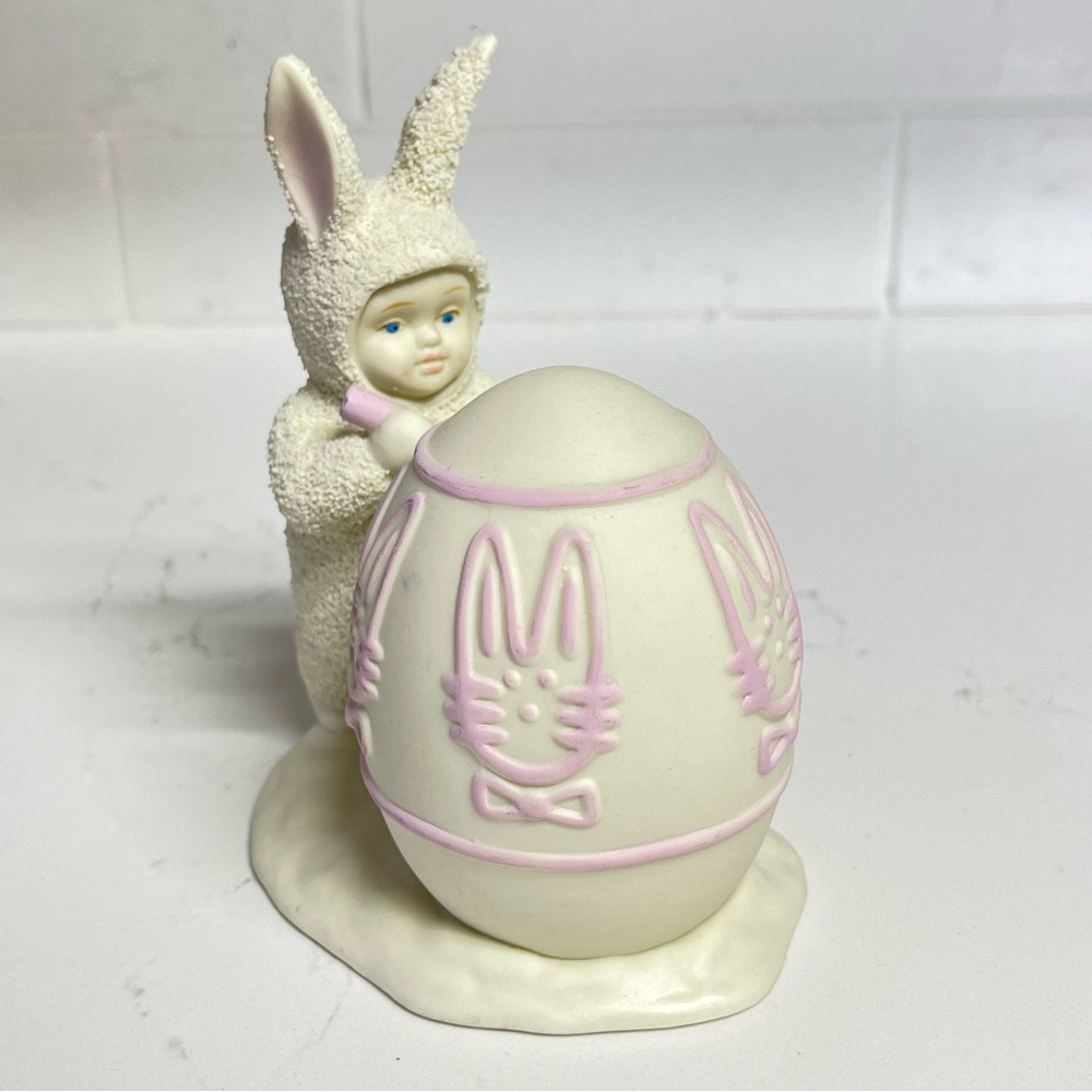 Department 56 Snowbunnies 1996 I’ll Color the Easter Egg Figurine
